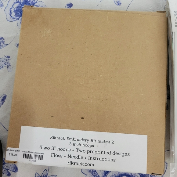 16 pc Craft Lot Carry Cases, Crochet and Embroidery Kit, Dried Flowers, Tags. - Picture 6 of 11